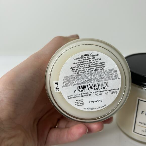 Bath & Body Works Fall Festival Single Wick 7 oz White Jar Candle - Picture 4 of 5